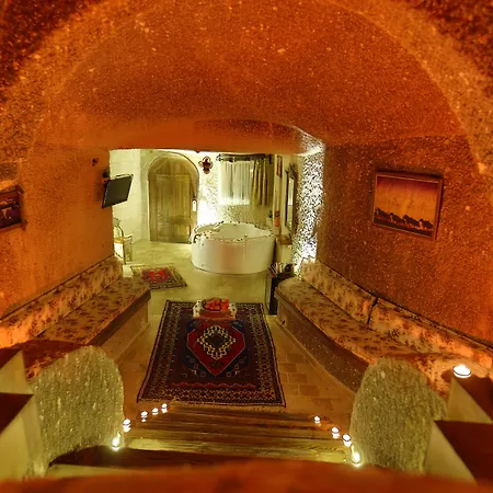 מלון Hidden Cave גורמה