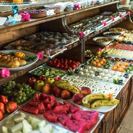 Hidden Cave Hotel 3*