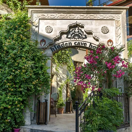Hidden Cave Hotel