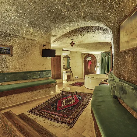 Hidden Cave Hotel 3*