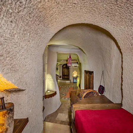 מלון Hidden Cave גורמה
