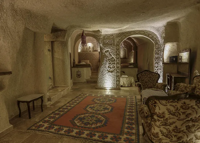 Hidden Cave Hotel 3*