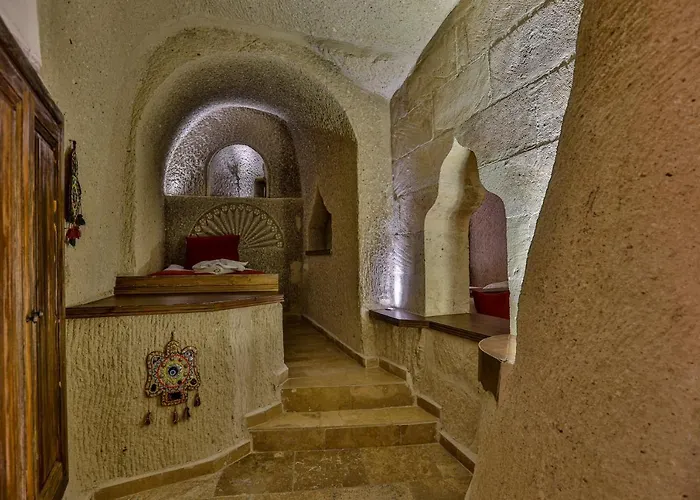 Hotel Hidden Cave 3*